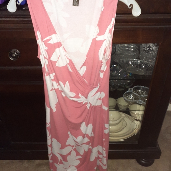 Dress - Picture 1 of 2